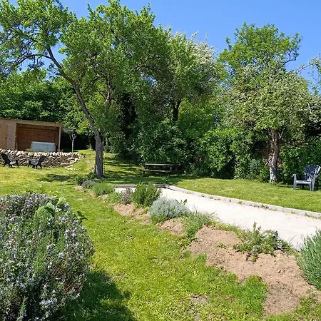 בית נופש Le Cabani Castanet (Aveyron)